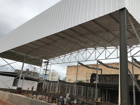 Especializado em Coberturas Metálicas na Estação da Luz